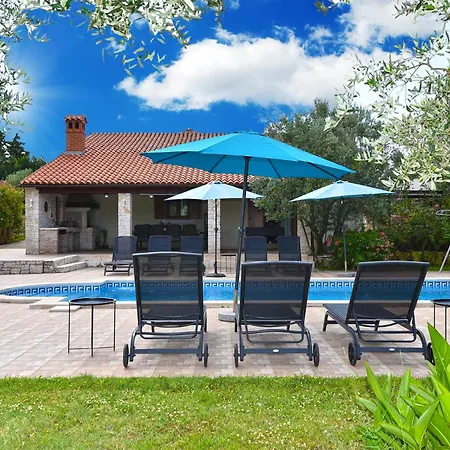 1187 Holiday home
